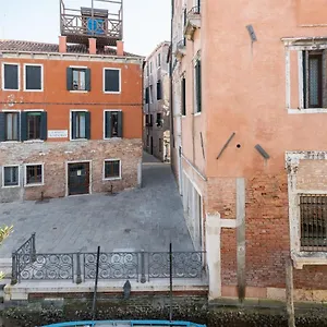 In San Marco With Canal View By Wonderful Italy Appartamento